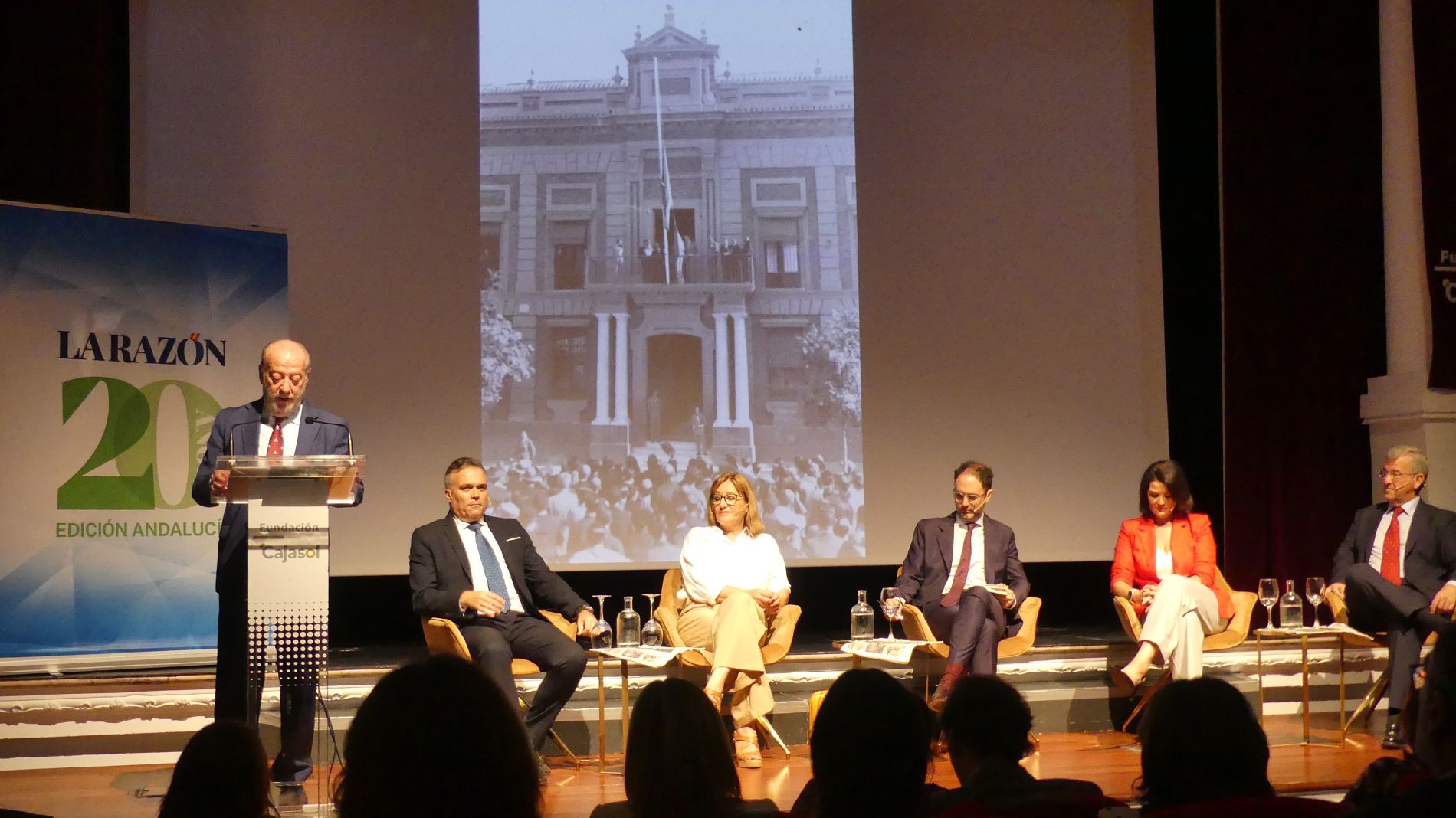 La alcaldesa de Níjar participa en el foro «Andalucía, la razón de su pueblo» organizado por el periódico La Razón