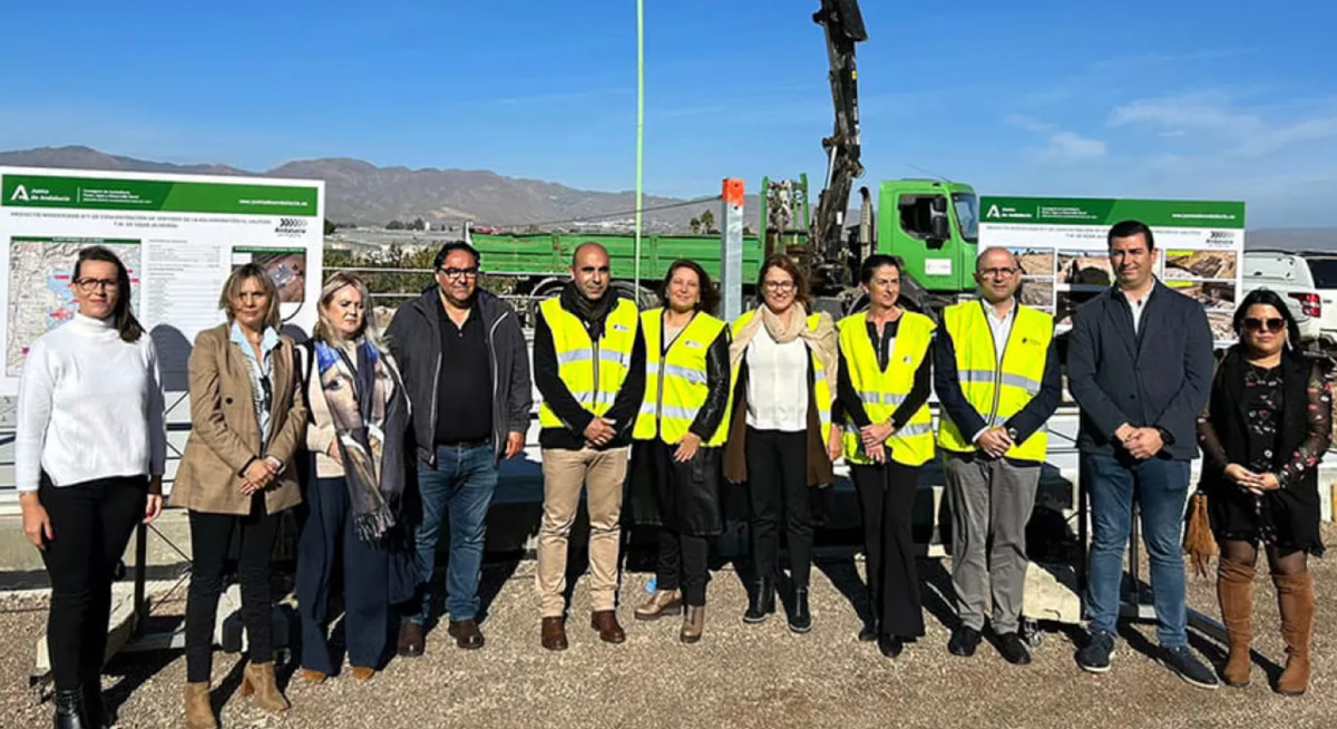 Las obras de agrupación de vertidos en Níjar llegan casi a su conclusión