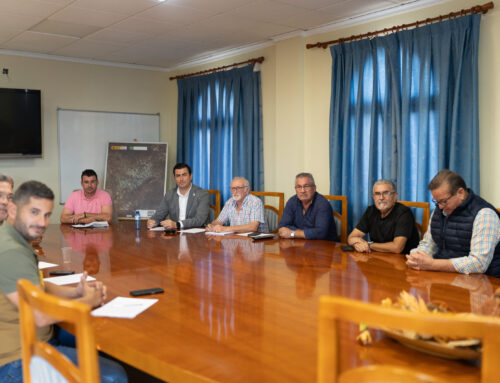 Garrido se reúne con las comunidades de regantes del Campo de Níjar