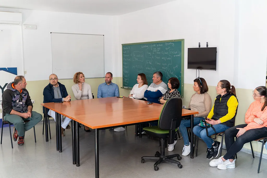 El Ayuntamiento de Níjar respalda la demanda vecinal de un instituto para los pueblos del Parque Natural Cabo de Gata-Níjar